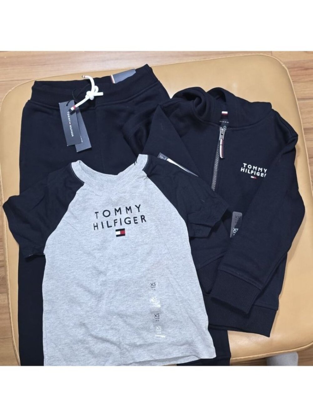 Tommy Hilfiger 3 Piece Outfit Youth Size 4